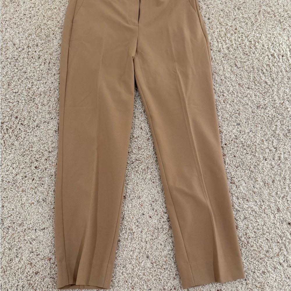 Women’s Tan Pants